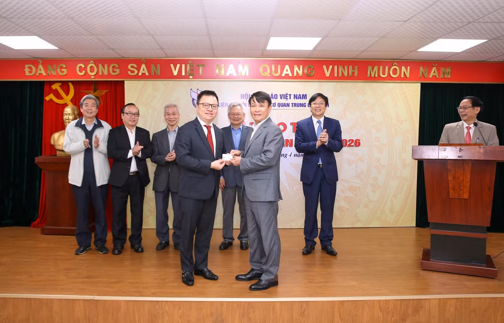 cong bo va trao the hoi vien hoi nha bao viet nam giai doan 2021 2026 hinh 3