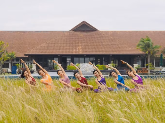 nu hoang yoga viet nam su kien noi bat co hoi cho cac yogi toa sang hinh 4