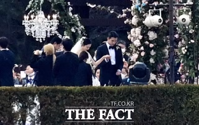 an ninh that chat va nhung diem dang chu y trong hon le cua son ye jin hyun bin hinh 5