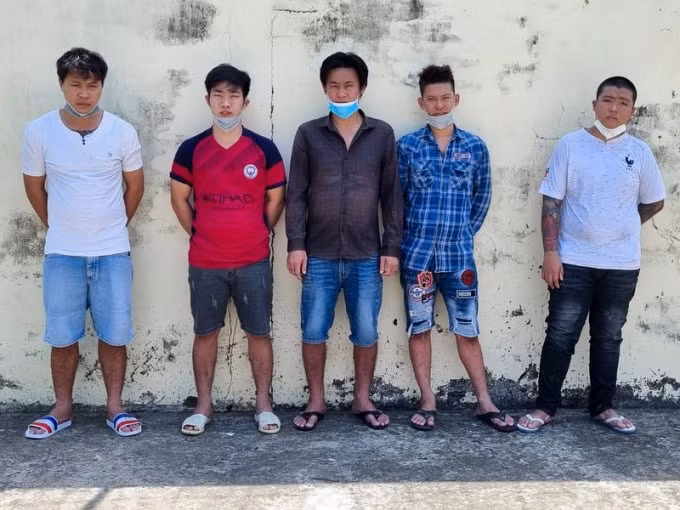 tranh chap khai thac thuy san nhom doi tuongtan cong ngu dan tren bien bang bom xang hinh 1
