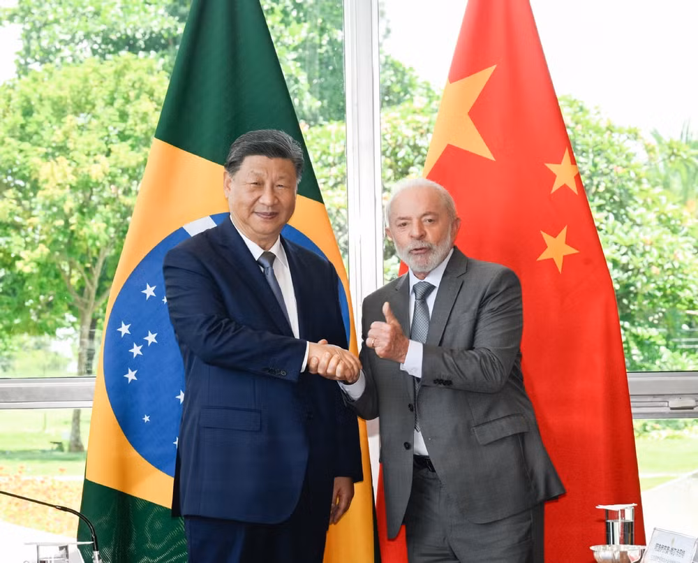Chủ tịch Trung Quốc Tập Cận Bình gặp người đồng cấp Brazil Luiz Inacio Lula da Silva tại Brasilia, Brazil, ngày 20/11/2024. Ảnh: Tân Hoa Xã