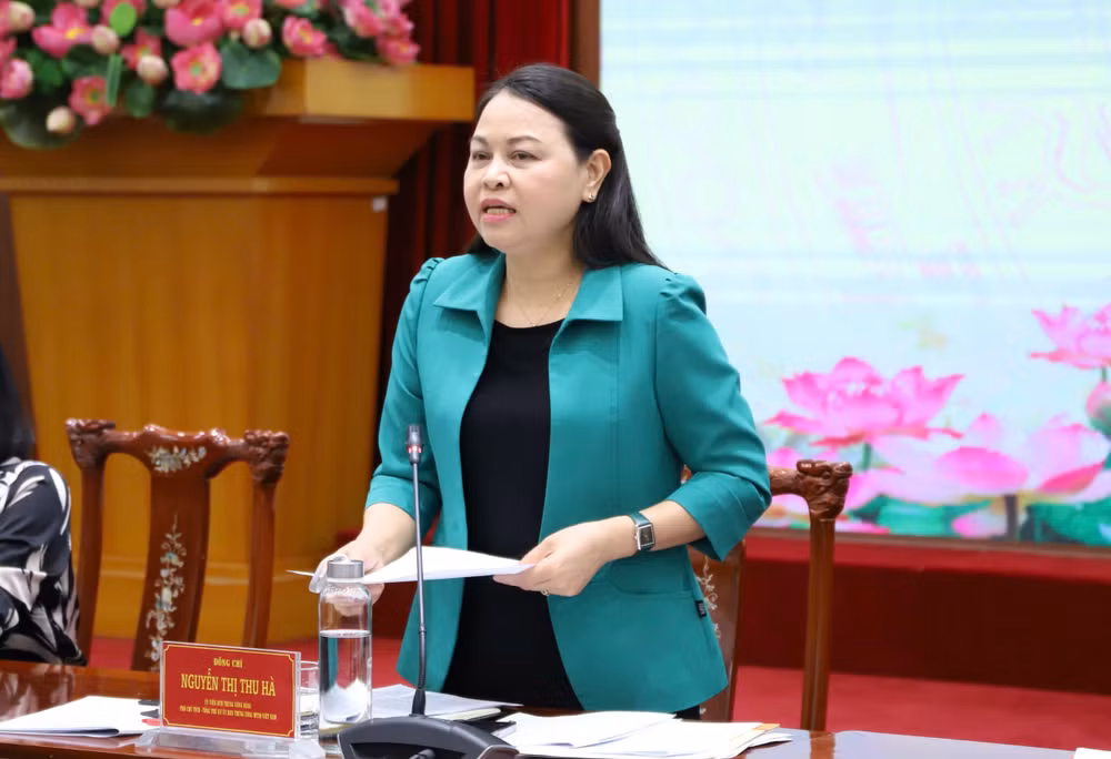 Bộ Chính trị yêu cầu trình đề án sắp xếp hội quần chúng sớm hơn kế hoạch - 2