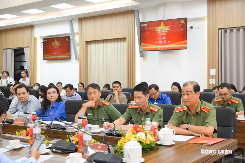 hop bao cung vn tien buoc-9759