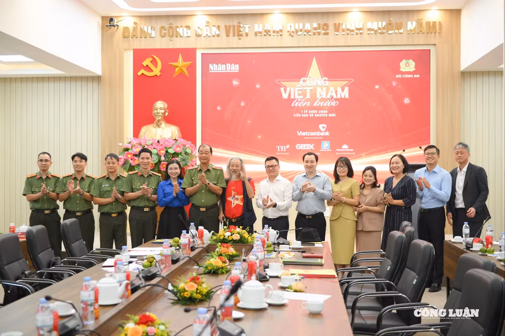 hop bao cung vn tien buoc-0299