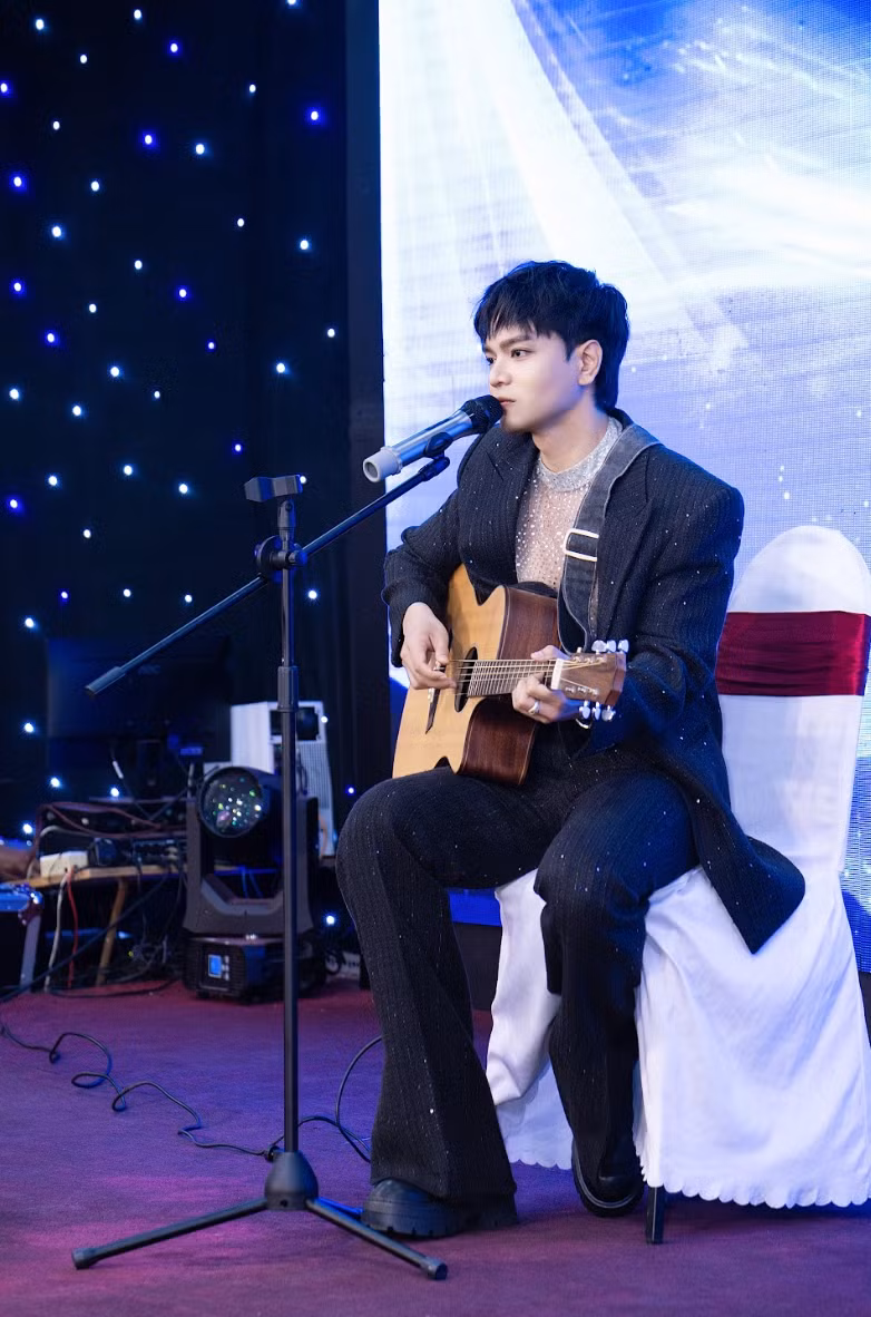 Ảnh màn hình 2026-01-10 lúc 10.24.56