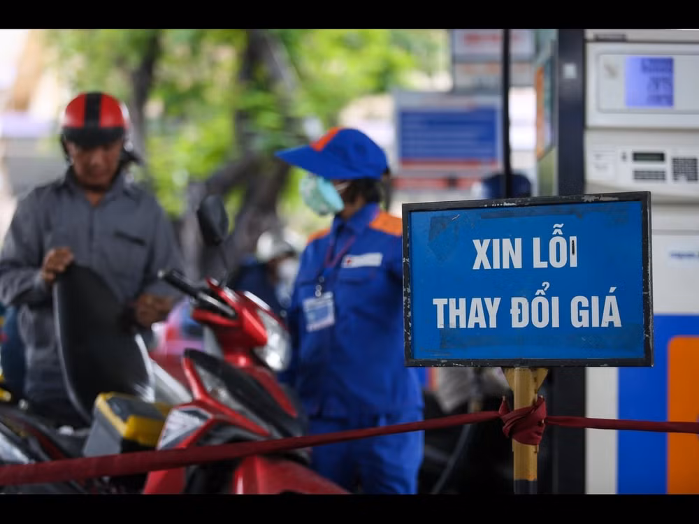 Chiều nay 15/1 giá xăng dầu trong nước được dự báo điều chỉnh tăng