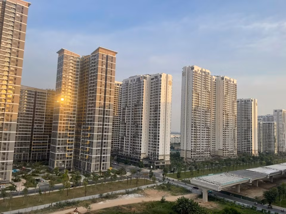 Pháp lý được tháo gỡ, bất động sản TP HCM thoát 'phòng thủ'. (Ảnh: SGT)