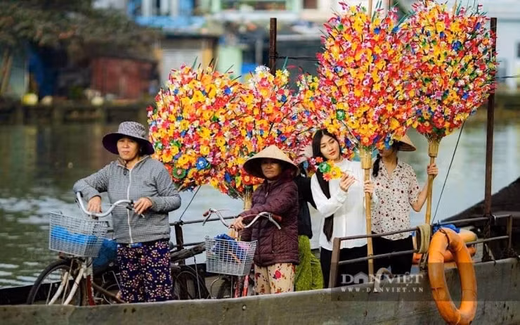 Hoa giấy Thanh Tiên là sản phẩm được tiêu thụ rộng rãi ở nhiều địa phương trong nước như Hà Nội, TP Hồ Chí Minh...