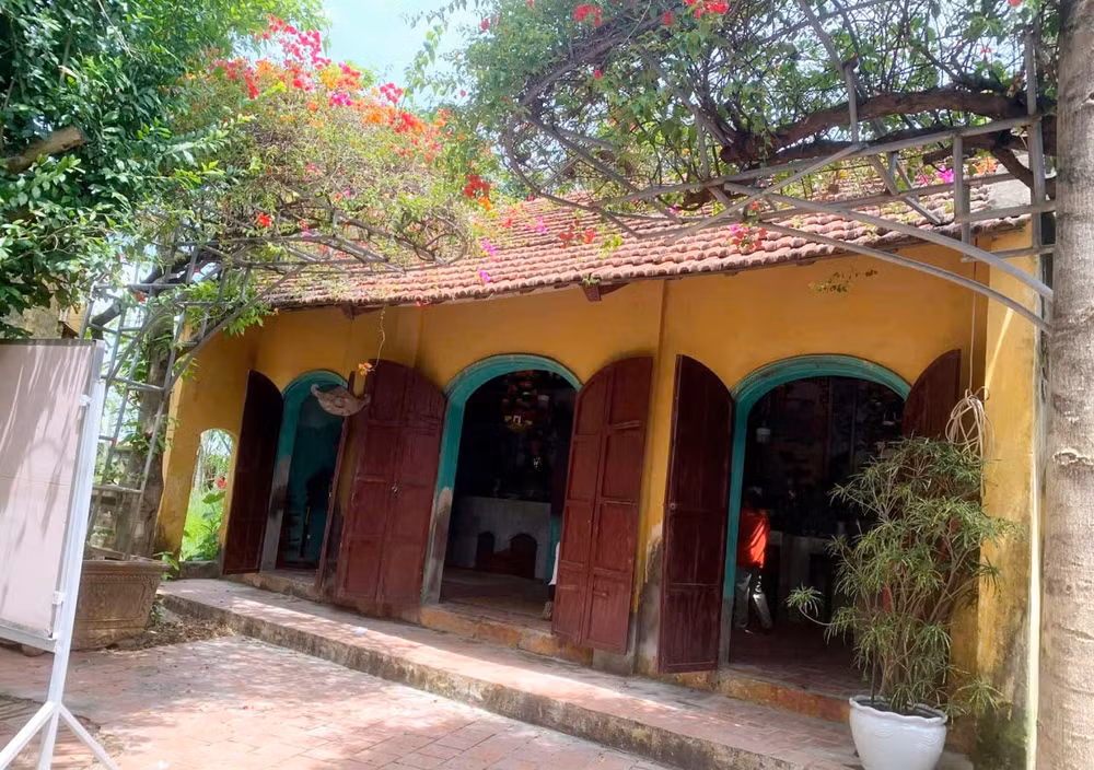 chua-cam-la-quang-ninh.jpg