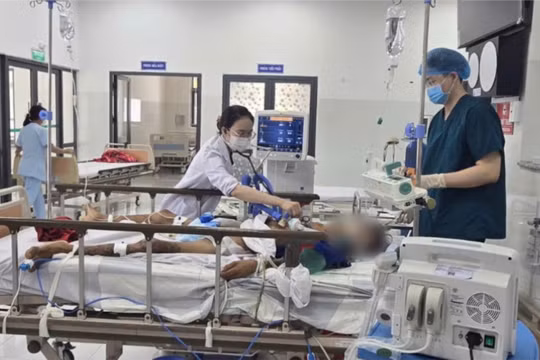 Y tế Côn Đảo 'thay da đổi thịt', bệnh nặng không còn phải vượt biển