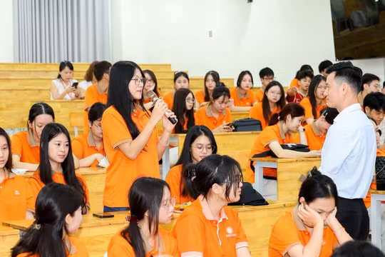 Tiêu chuẩn mới của Bộ GD&ĐT: Trợ giảng đại học bắt buộc phải có năng lực ứng dụng AI