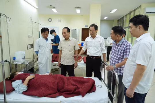 Hơn 130 người nhập viện sau bữa ăn tại Huế, Bộ Y tế truy tìm nguồn thực phẩm
