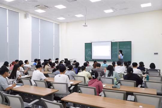 Học điện hạt nhân, sinh viên phải biết AI, robot, an ninh mạng
