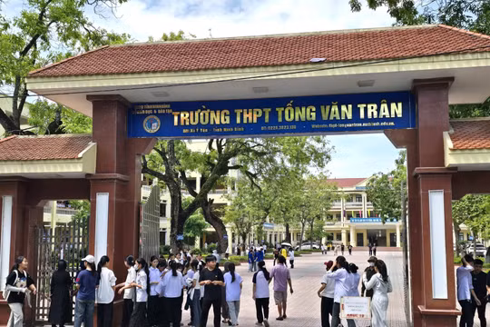 Hơn 51.900 thí sinh hoàn thành bài thi Toán lớp 10 ở Ninh Bình, 1 trường hợp bị đình chỉ
