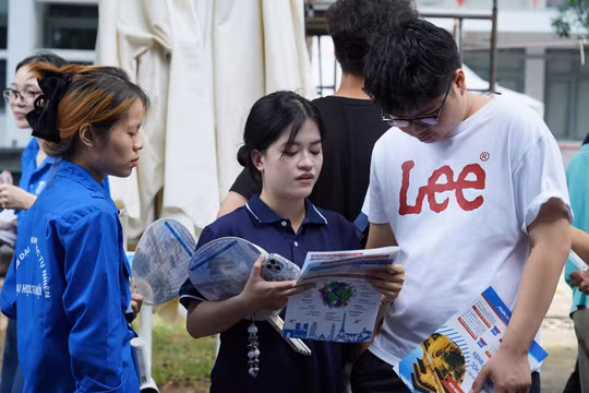 Điểm chuẩn Đại học Khoa học Tự nhiên Hà Nội tăng, cao nhất 26,35 điểm