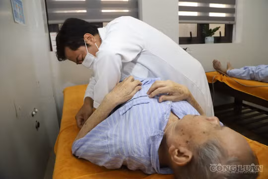 Y học cổ truyền sắp phủ kín trạm y tế, tăng gấp đôi chi trả bảo hiểm