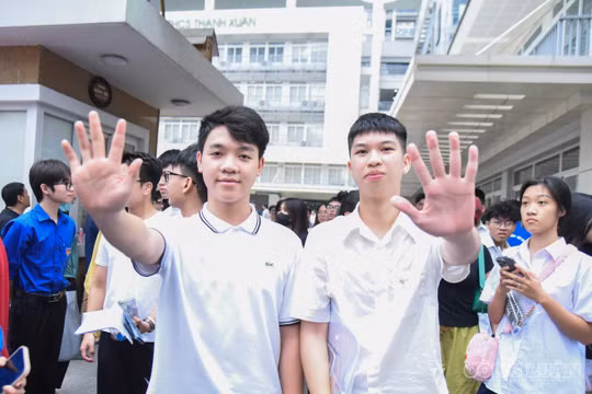 Thí sinh lưu ý 6 đợt nộp lệ phí xét tuyển đại học 2026 bắt đầu từ ngày 15/7