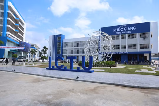 Biến doanh nghiệp thành 'một phần của giảng đường' từ hệ sinh thái '3 nhà'
