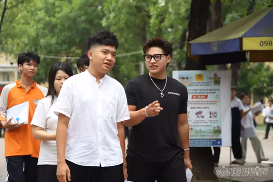 Đề Toán tốt nghiệp THPT 2026: Học sinh dễ đạt điểm khá, khó chạm mốc 10