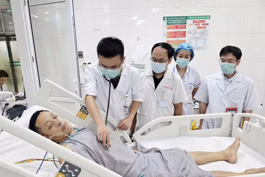 Giành giật sự sống cho hai ca sốt rét ác tính giữa cơn khát thuốc đặc hiệu