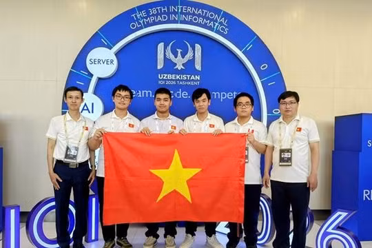 Nam sinh liên tiếp giành 2 Huy chương Vàng Olympic thế giới trong 7 ngày