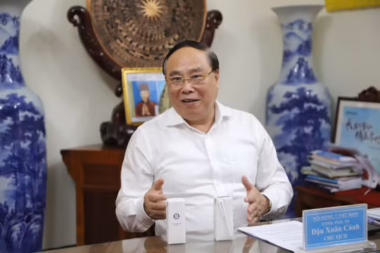 Kỳ 1: TTND.PGS.TS Đậu Xuân Cảnh: 'Tôi mơ một ngày ở mọi Thủ đô trên thế giới đều có phòng khám Đông y Việt Nam'