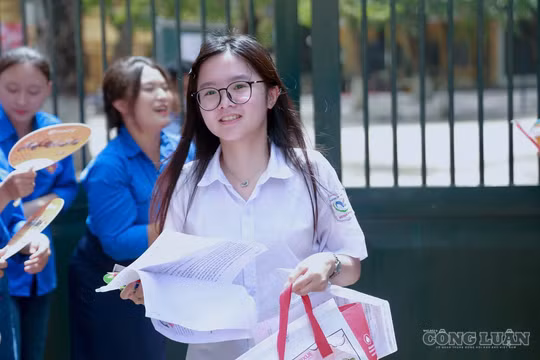 Chiều nay 10/6, hơn 1,2 triệu thí sinh làm thủ tục dự thi tốt nghiệp THPT 2026