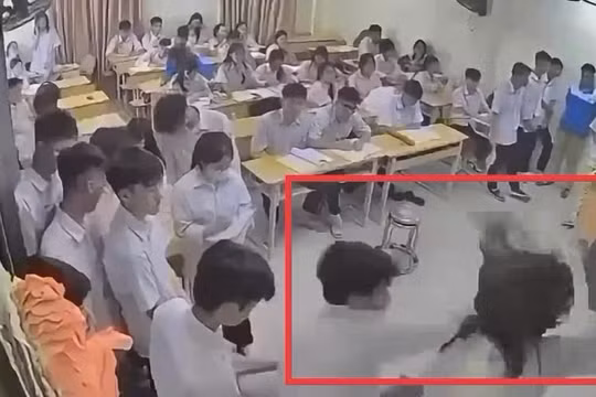 Nóng: Bắt khẩn cấp nam sinh lớp 12 bạo lực với giáo viên chủ nhiệm ngay trong giờ học