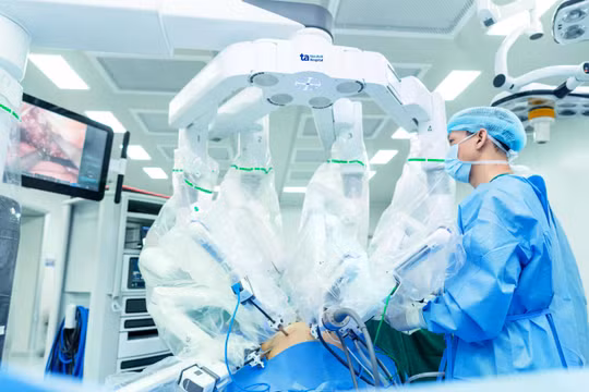 Thiết bị y tế bị nâng giá, người bệnh có phải trả thêm tiền?