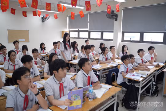 Làm rõ mô hình 'trường chính - phân hiệu - điểm trường' sau sắp xếp
