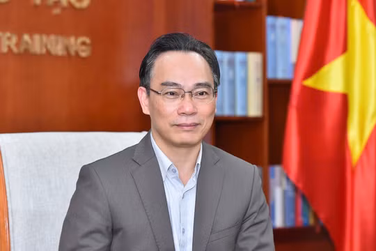 Bộ trưởng Hoàng Minh Sơn: Năm học mới từ bỏ cuộc đua thành tích, hướng tới sự tiến bộ của từng học sinh