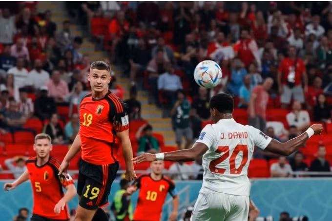 hazard va de bruyne nhat nhoa bi thang chat vat canada hinh 5