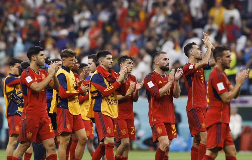 hoa 1 1 tay ban nha duc nuoi hy vong di qua vong bang tai world cup 2022 hinh 13