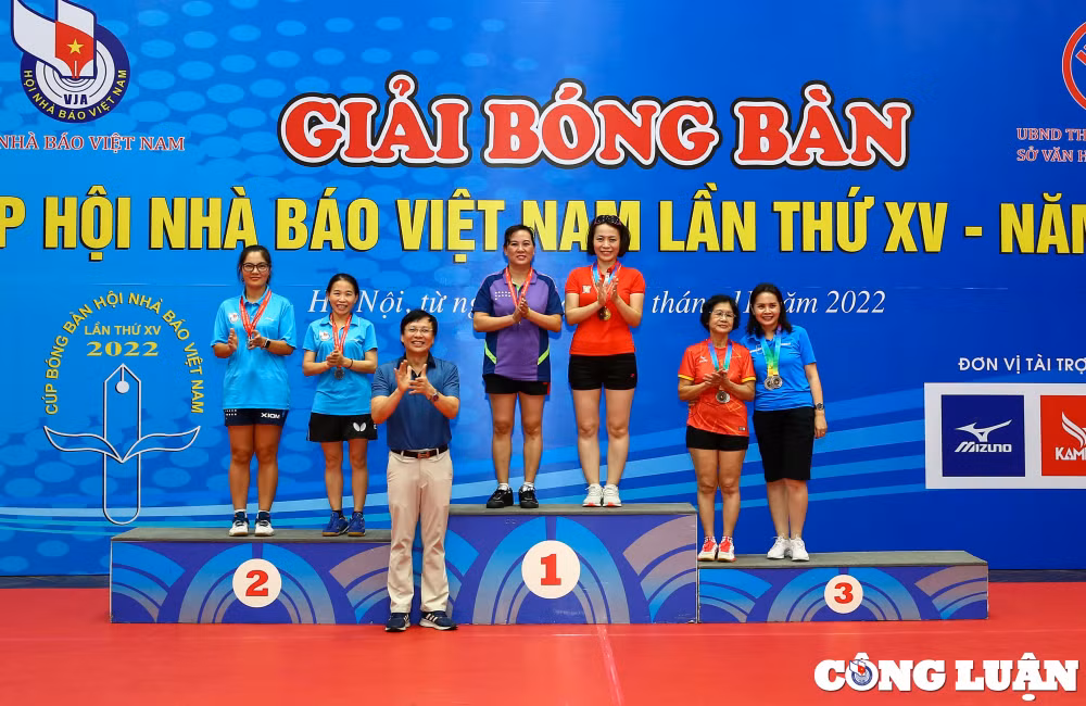 cac hang muc giai thuong tai giai bong ban cup hoi nha bao viet nam lan thu xv hinh 3