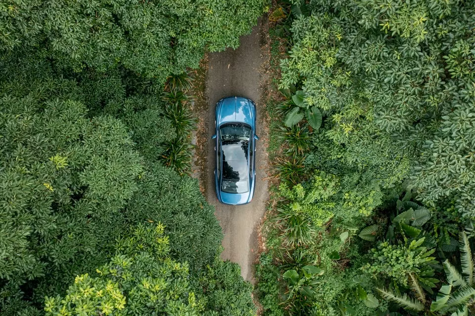 bentley flying spur hybrid ra mat tai viet nam gia tu 168 ty dong hinh 10