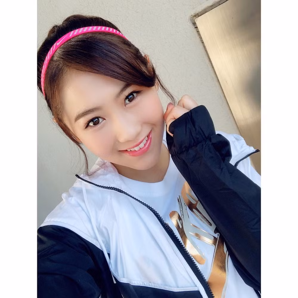 miki nishino ket hon cung dien vien hai hon 31 tuoi hinh 1