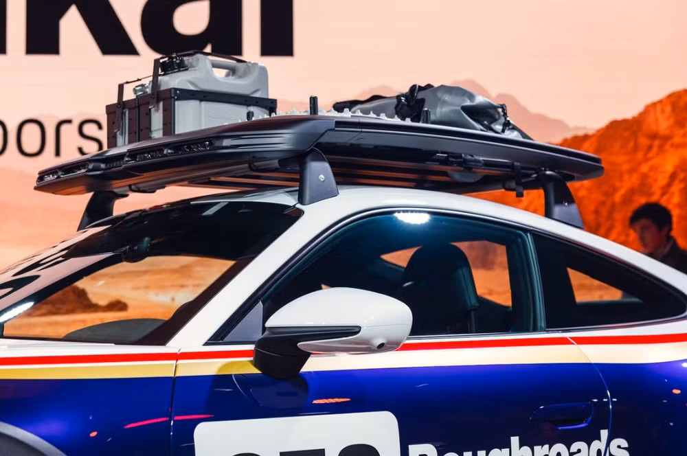 can canh porsche 911 dakar ban cao cap nhat hinh 11
