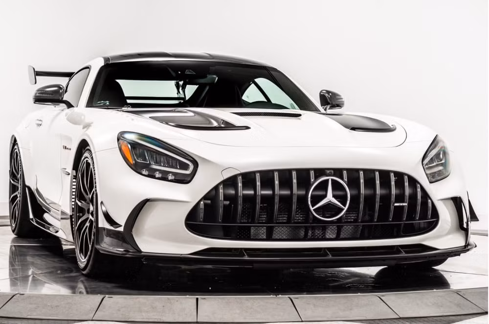 mercedes amg gt black series co gia gap doi muc khoi diem hinh 1