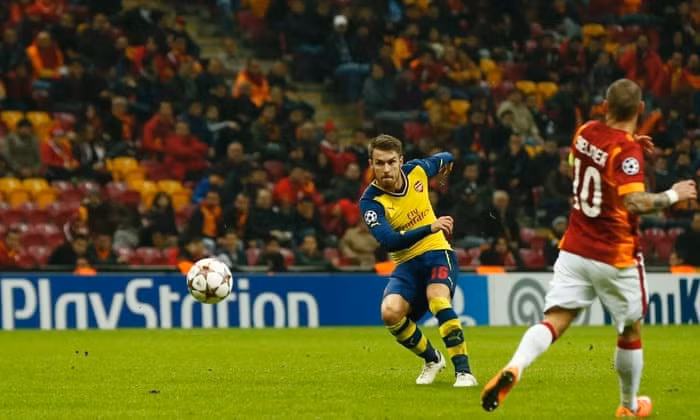 10 pha ghi ban dep nhat trong lich su champions league hinh 1