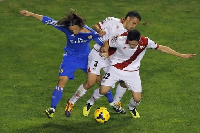 nhan dinh tran real madrid vs rayo vallecano 3h ngay 7 11 hinh 1