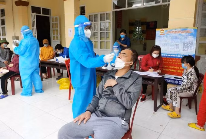quang ninh tiep tuc ghi nhan cac ca mac covid 19 o thi xa dong trieu va tp uong bi hinh 1