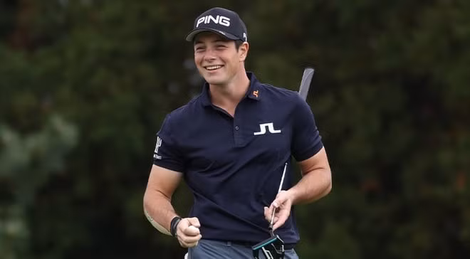 tay golf viktor hovland vuon len dan dau tai giai dau o mexico hinh 1