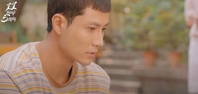 11 thang 5 ngay tap 44 dang ngo ngang khi nghe tin nhi vao sai gon hinh 3