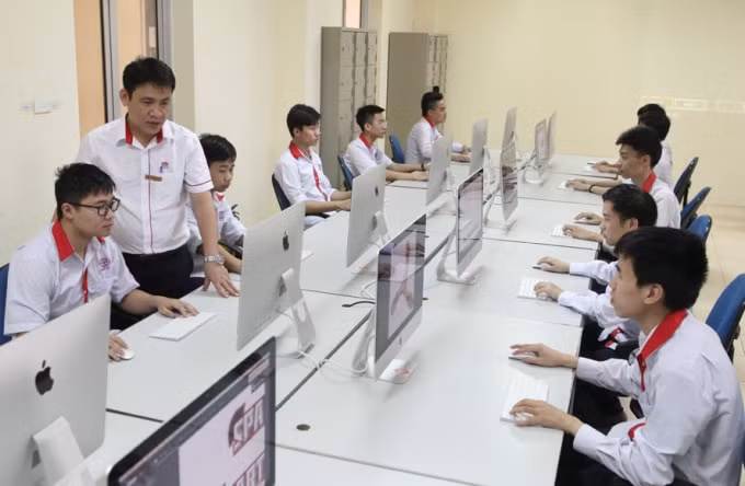 dao tao nguon nhan luc ky nang cao bat nhip xu huong thoi cong nghe 40 hinh 1