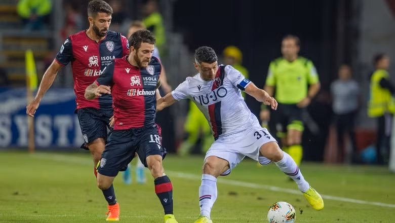 nhan dinh du doan tran bologna vs cagliari 2h45 ngay 2 11 hinh 1