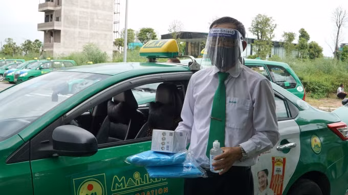 Sở GTVT Hà Nội đề nghị các đơn vị kinh doanh vận tải hành khách bằng taxi trên địa bàn hỗ trợ công tác phòng chống dịch COVID-19. Ảnh minh họa