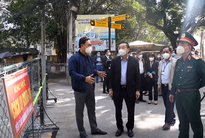 chu tich ha noi kiem tra hai diem nong co chum ca benh phuc tap hinh 1