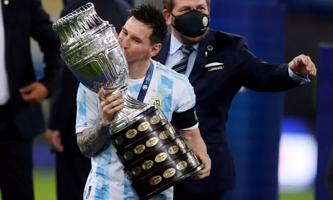 messi xem nhe kha nang gianh qua bong vang 2021 hinh 2