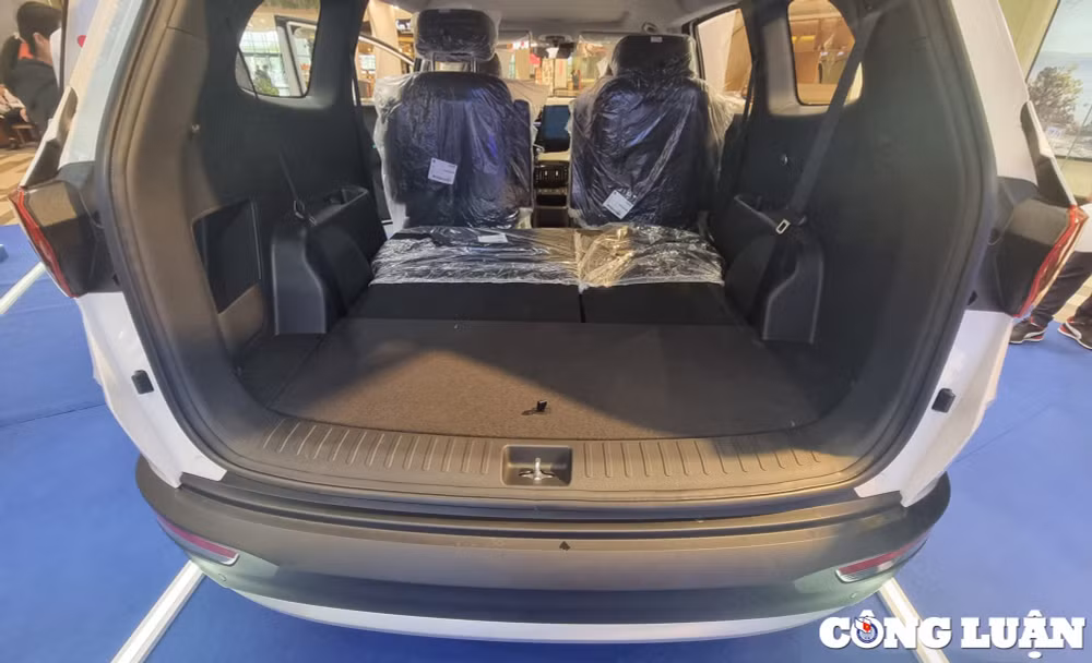 can canh custin 20l cao cap mau mpv co trung 7 cho nha huyndai hinh 11