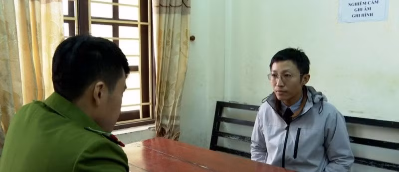 thai binh phat hien xuong san xuat sang chiet cac loai nuoc hoa gia nhieu thuong hieu lon hinh 1